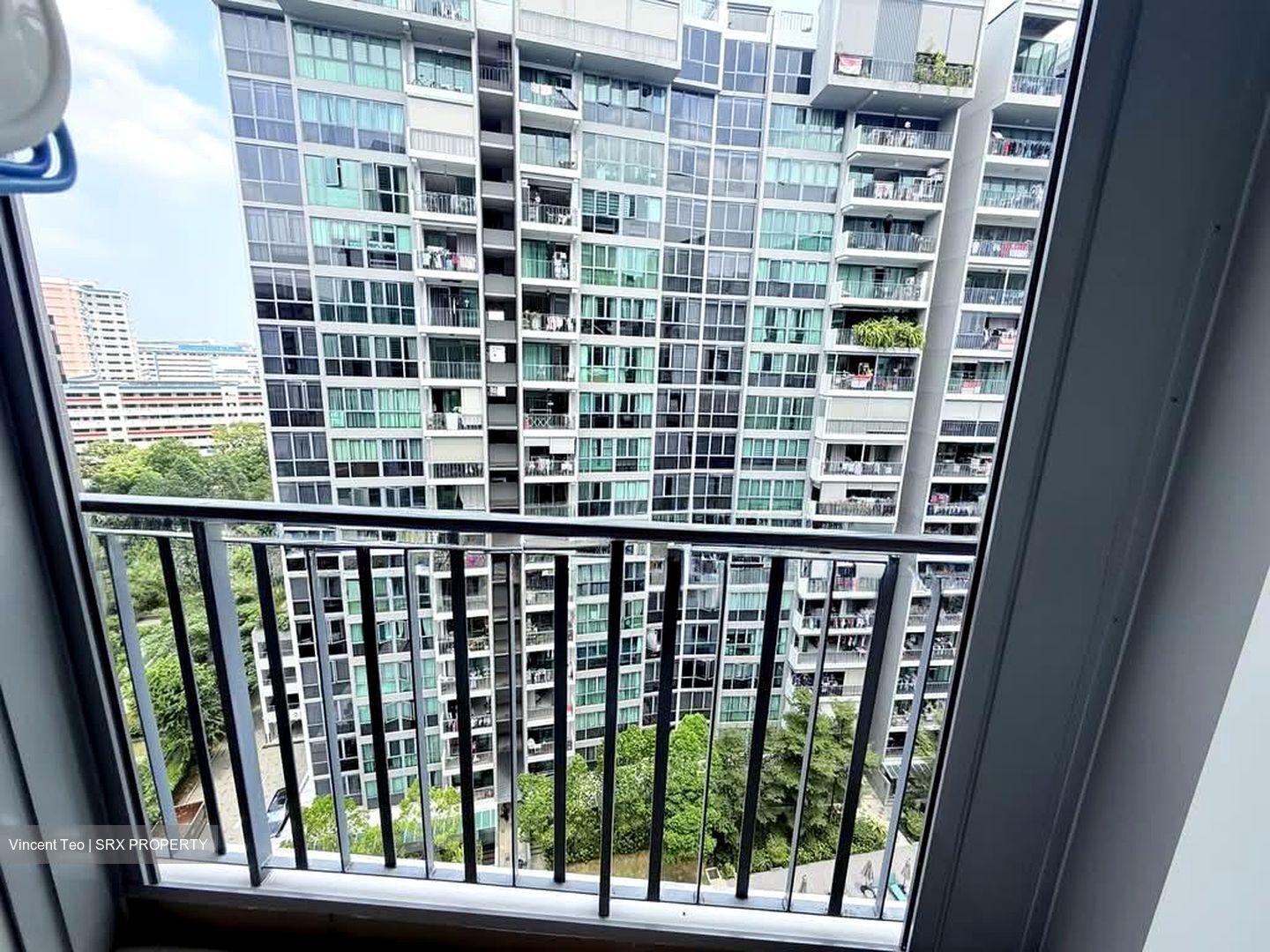 Esparina Residences (D19), Condominium #601888991